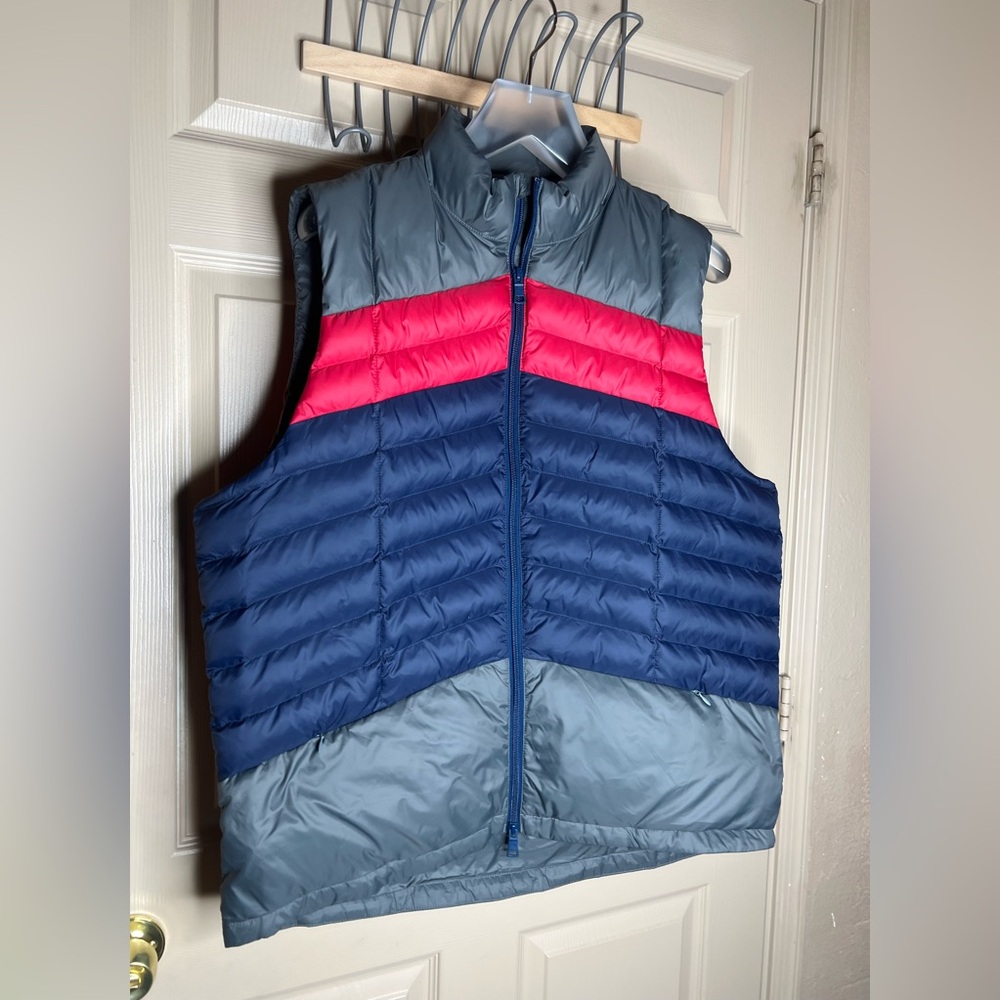 G/FORE Men's G4 Logo Golf Active Quilted Vest Red Navy & Gray Sz XL Puffer $255